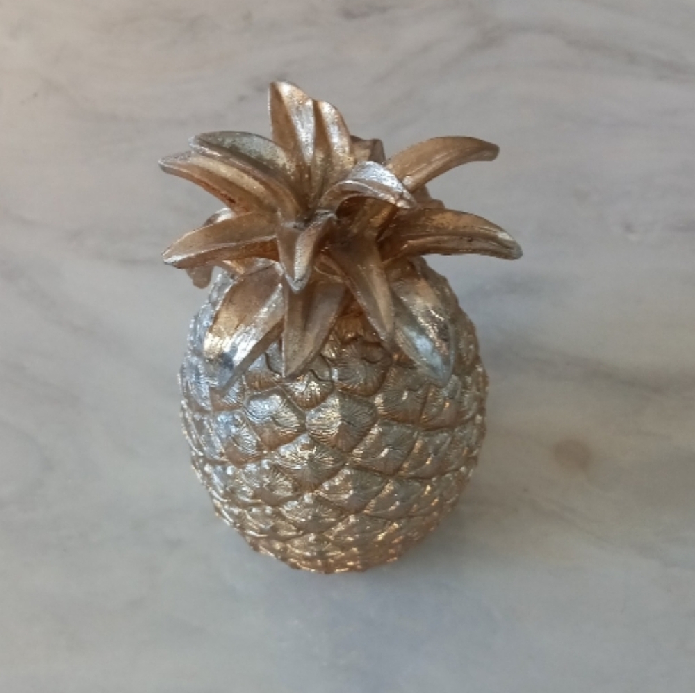 Golden Pineapple home decor